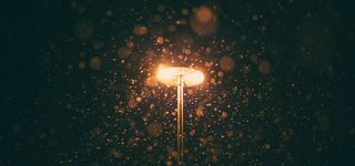 黑暗中的路灯高清