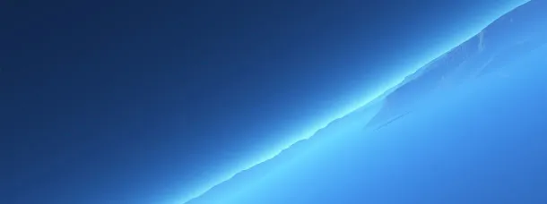 蓝色渐变天空云雾免抠