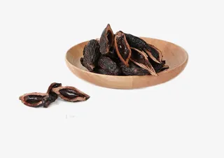 盘子中的槟榔素材图片免抠