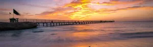 夕阳西下江边风景免抠