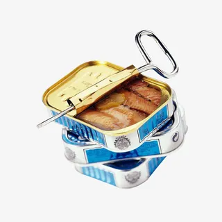 打开的金枪鱼罐头三盒免抠