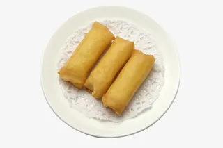盘子里的春卷免抠