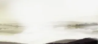 中国画黄色湖面中秋免抠