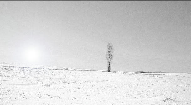 灰色天空阳光雪地免抠