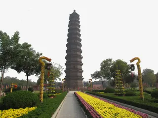 具有中国古代特色的铁塔免抠