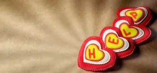 牛皮纸张背景 心形求救HELP高清