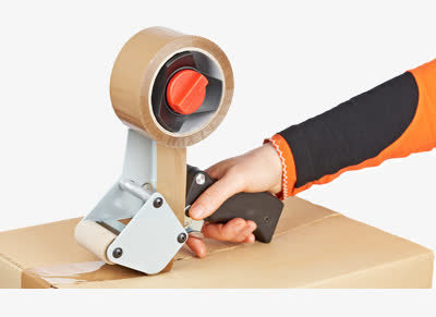 专业打包工作人员免抠