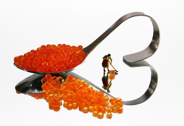 心形汤勺器皿鱼子酱免抠