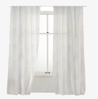 白色的清新干净窗帘免抠背景摄影风景元素