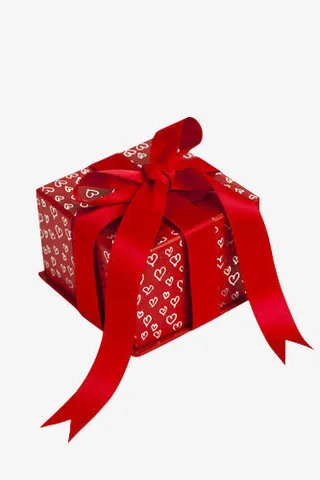 红色蝴蝶结 心形礼盒png素材免抠