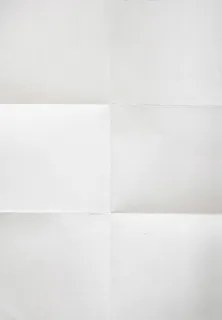 折叠过的白色纸张免抠