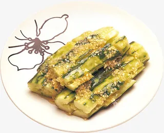 凉拌美食蒜蓉拍黄瓜图片免抠