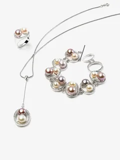 一套珠宝首饰免抠