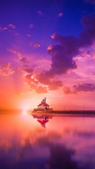 夕阳蓝天粉色云彩免抠