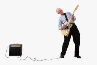 弹吉他的男人免抠