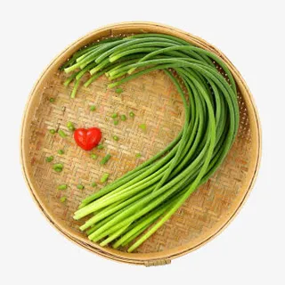 簸箕里的蒜苔免抠