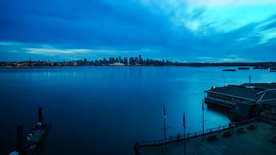 蓝天夜晚湖泊风景免抠 蓝天夜晚湖泊风景免抠