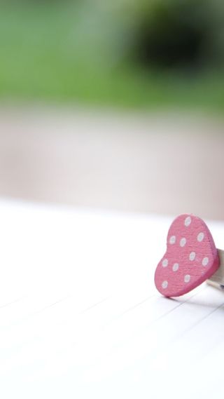 粉色爱心情人节主题H5背景高清