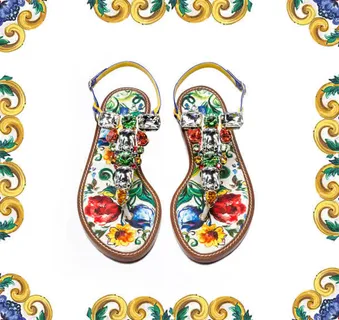 中国风花纹凉鞋壁纸免抠 中国风花纹凉鞋壁纸免抠
