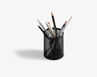 高清黑色笔筒装饰免抠