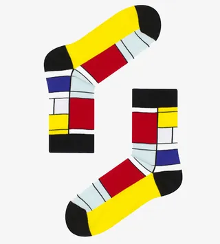 红黄蓝构图袜子免抠