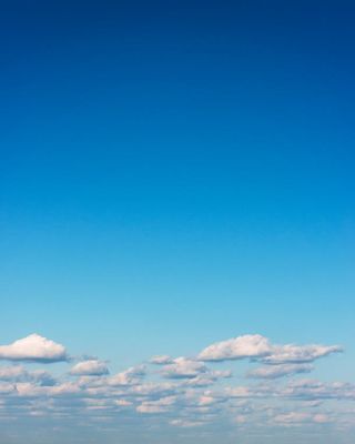 蓝色渐变海报背景设计