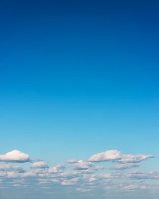 蓝色渐变海报背景设计