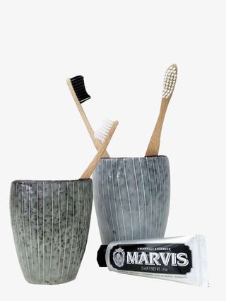 北欧风洗漱用品素材免抠