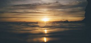 新年摄影风景金色旅行背景海报高清