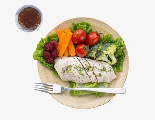 简洁菜品鸡胸肉萝卜小番茄免扣免抠