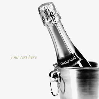 铁通香槟与高脚杯免抠