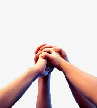 聚集在一起紧紧相握合作的手免抠