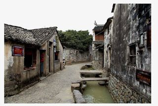 宁静的小巷免抠