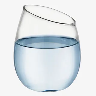 一杯水与玻璃杯免抠