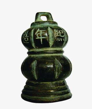 古老的秤砣素材图片免抠