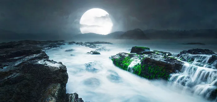 海边月光背景图高清