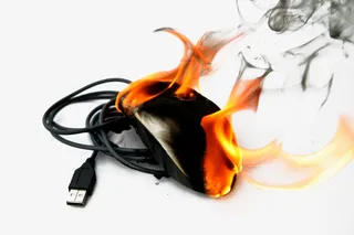 燃烧的鼠标免抠