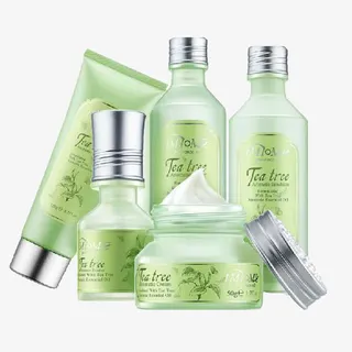 护肤品套装免抠