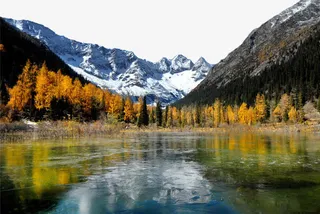 著名景点达古冰川免抠