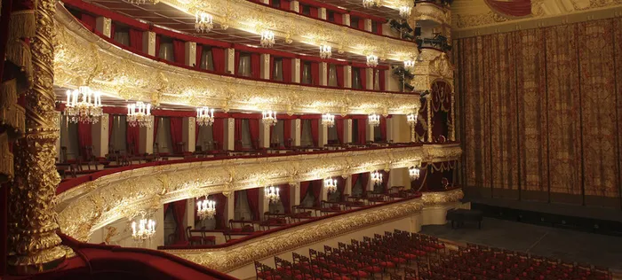 宫殿海报素材高清