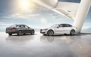 大气场景汽车广告免抠