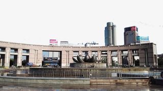 泉城广场建筑摄影免抠