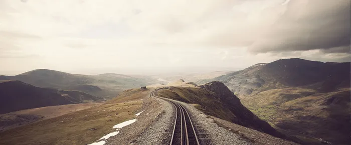 户外之旅背景图高清