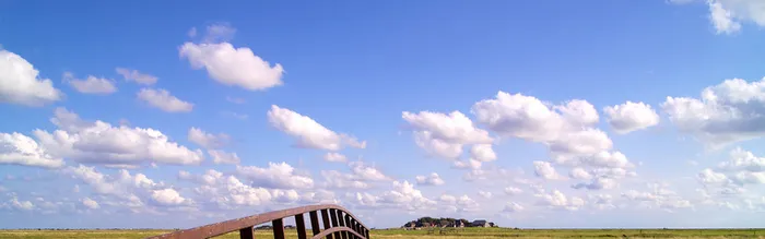 蓝天灰色海报背景高清
