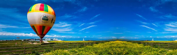 蓝色天空热气球淘宝海报免抠