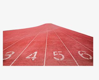 粉红色的操场跑道实物素材免抠