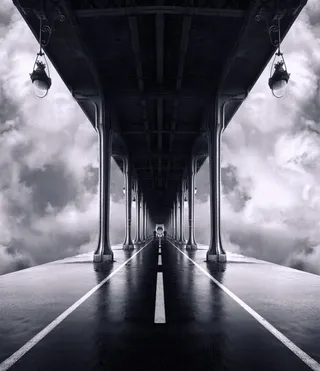 乌云密布公路大屏免抠