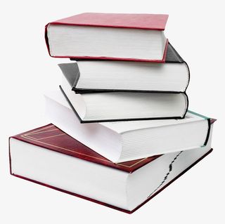 红色带金色边框的一叠书实物免抠