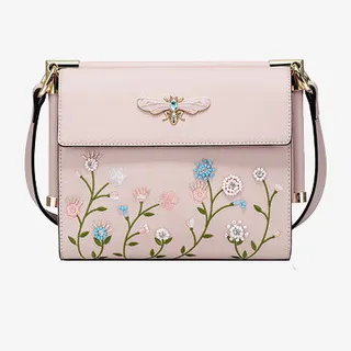 粉色女生包包免抠