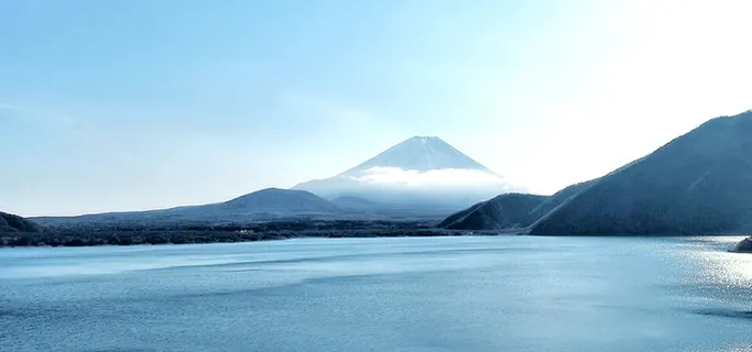山水背景图高清